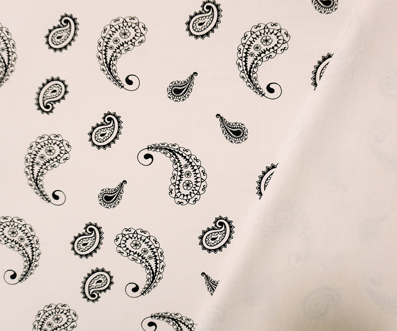 Ivory-Black Famous Maker Nylon Paisley Tricot Knit Yoga Fabric