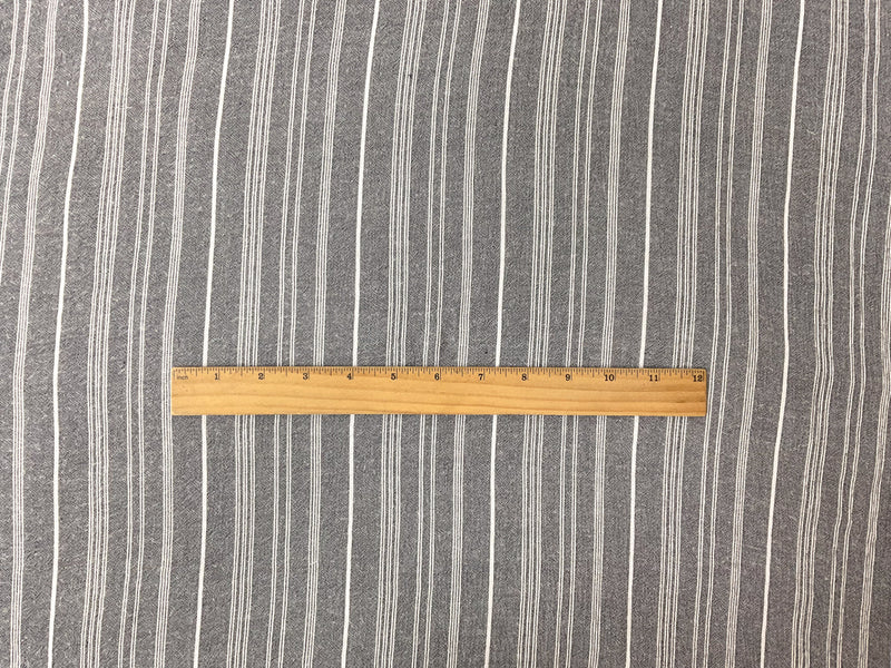 Black-White Rayon Stripe Crepon Woven Fabric