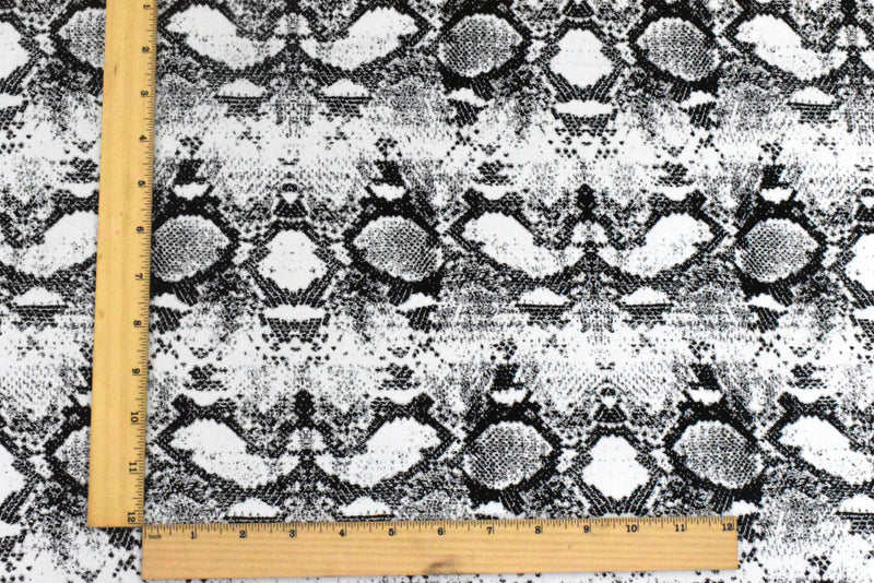 Basic White-Black Famous Maker Stretch Snakeskin Yoga Wear Fabric