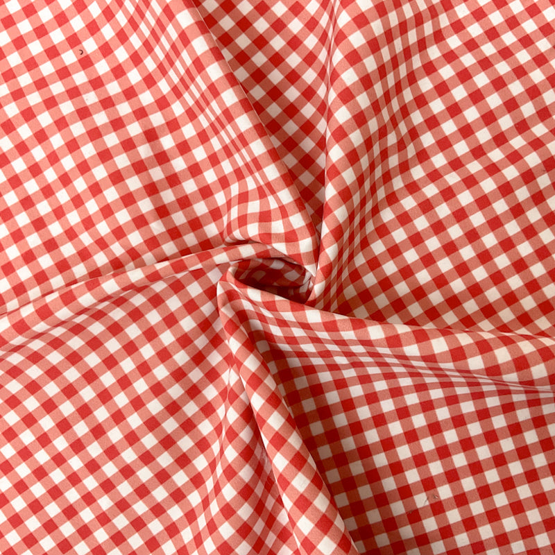 Red-White Gingham Printed Water Repellent Board Short Woven Fabric
